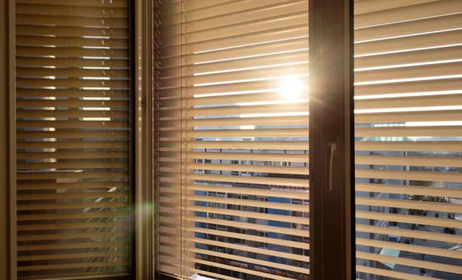 Installation de brise-soleil orientable - Villefranche-sur-Saône - AS et Fenêtres