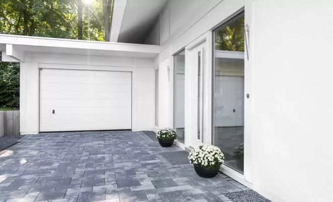 Installation de porte de garage sectionnelle - Villefranche-sur-Saône - AS et Fenêtres