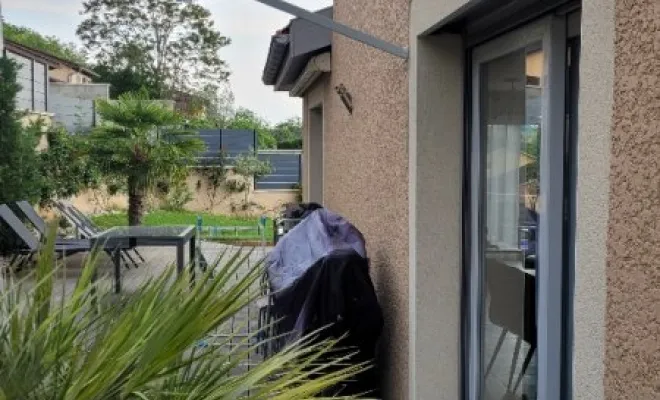 Marquise de porte d'entrée en aluminium